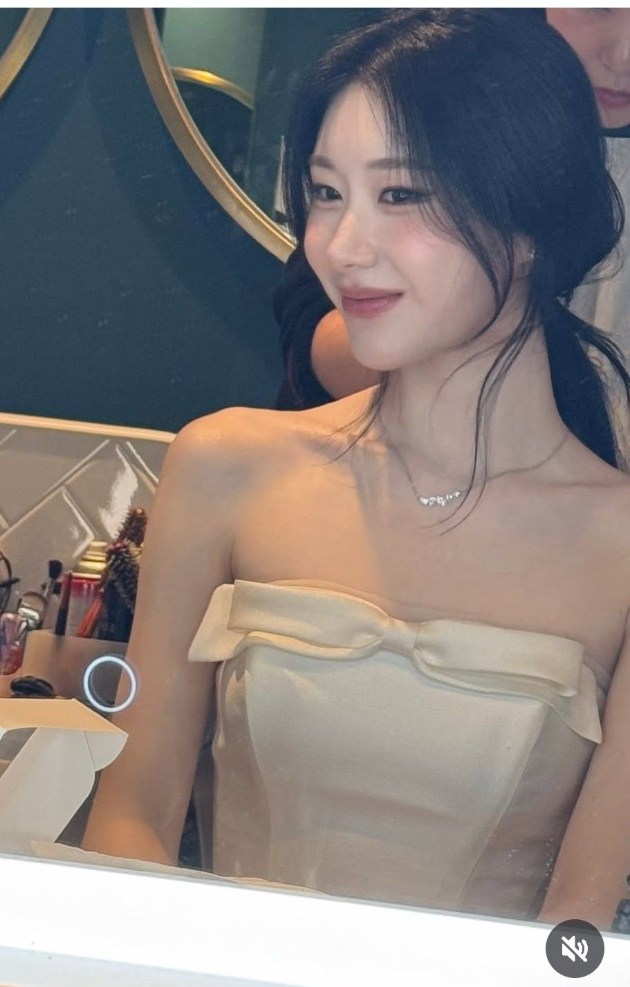 Recent activity shot of Chaeryeong (ITZY)