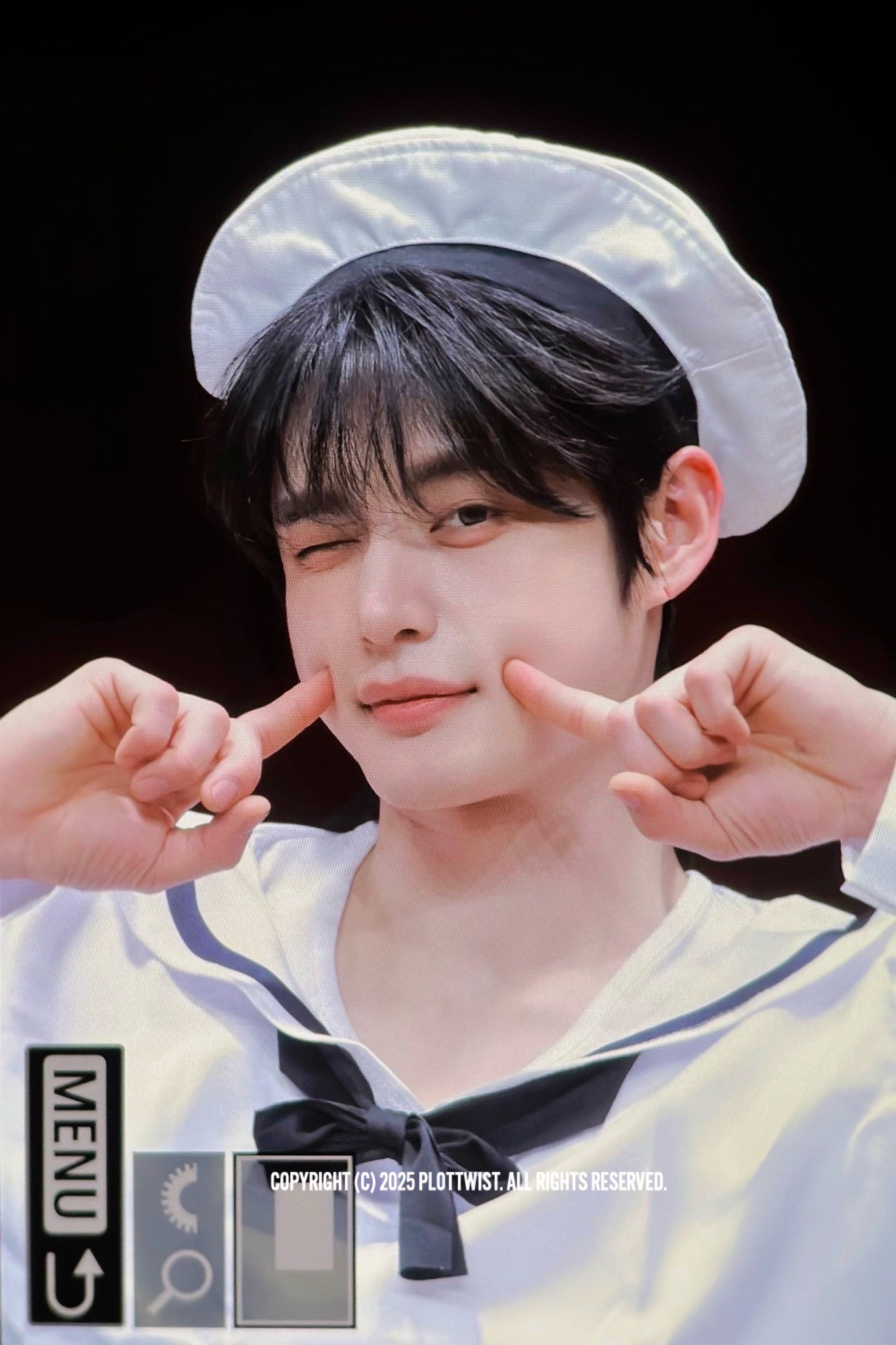 Recent activity shot of Kim Jiwoong (ZEROBASEONE)