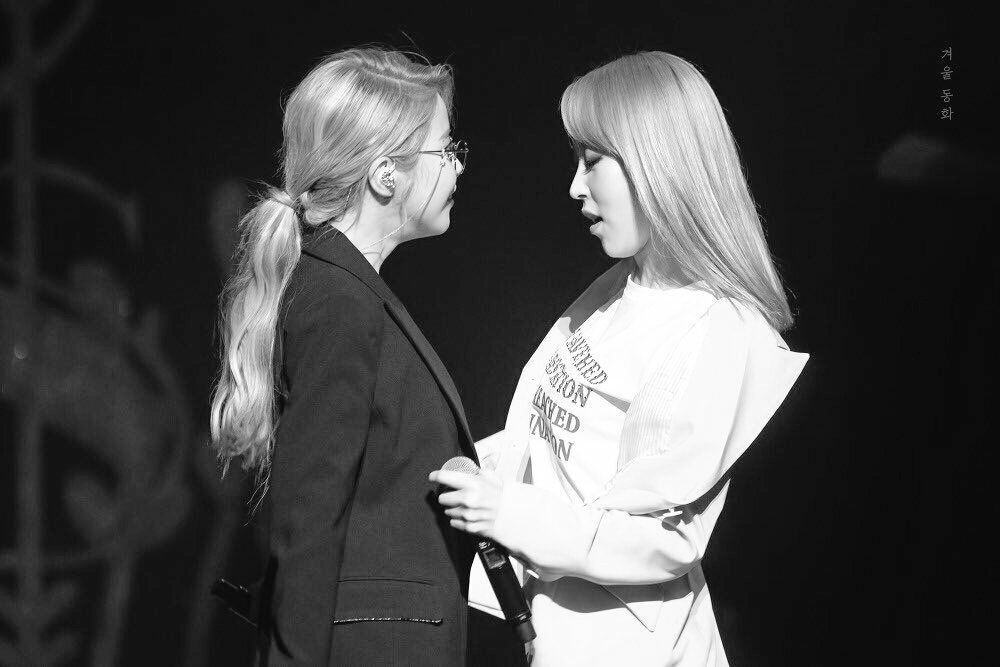 Behind-the-scenes cut of Moonbyul (MAMAMOO)