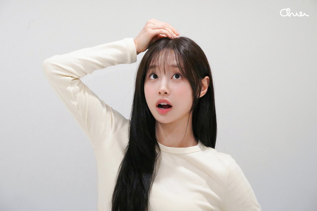 A moment captured by Chuu's fan