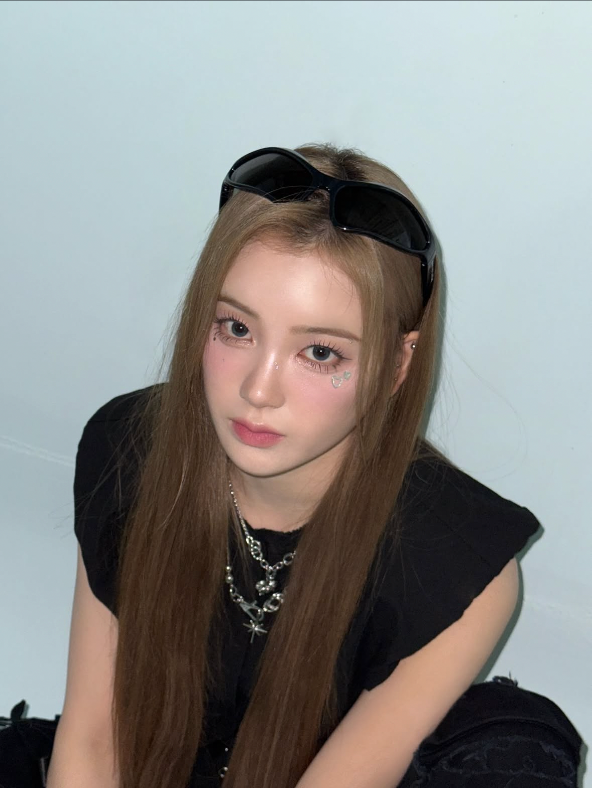 Recent activity shot of Sakurai Miu (ME:I)