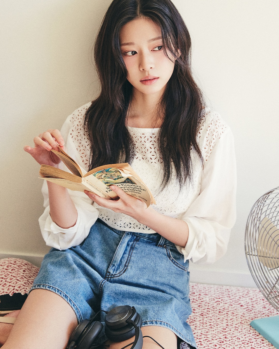 Potret di balik layar Kim Minju