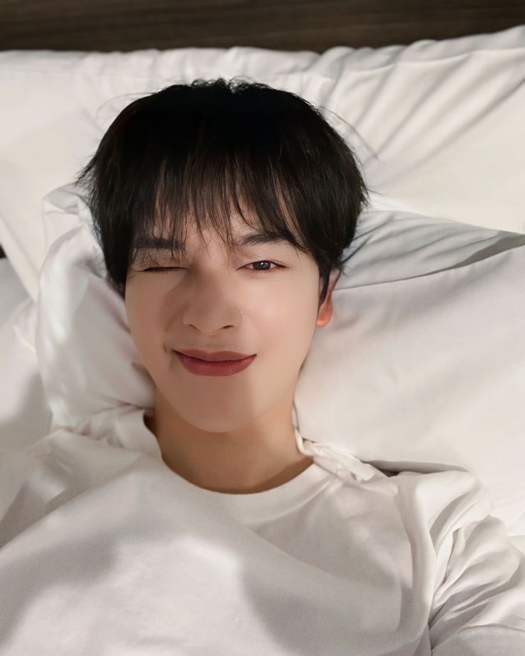 Behind-the-scenes cut of Ravn