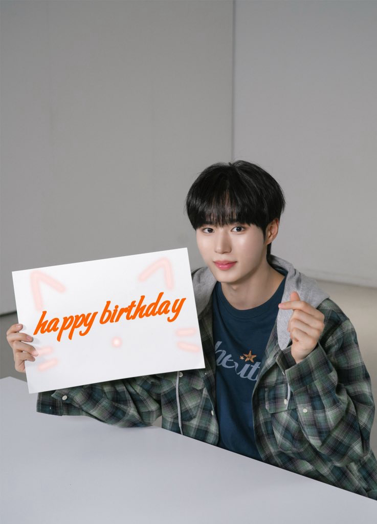 Behind-the-scenes cut of Kim Junseo (ALPHA DRIVE ONE)