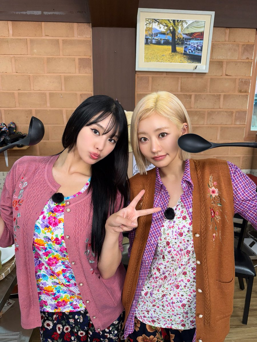 A moment captured by KISS OF LIFE's fan