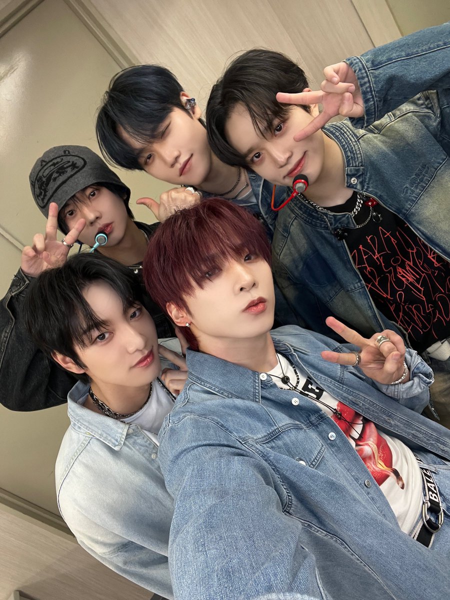 Momen yang diabadikan oleh penggemar MCND