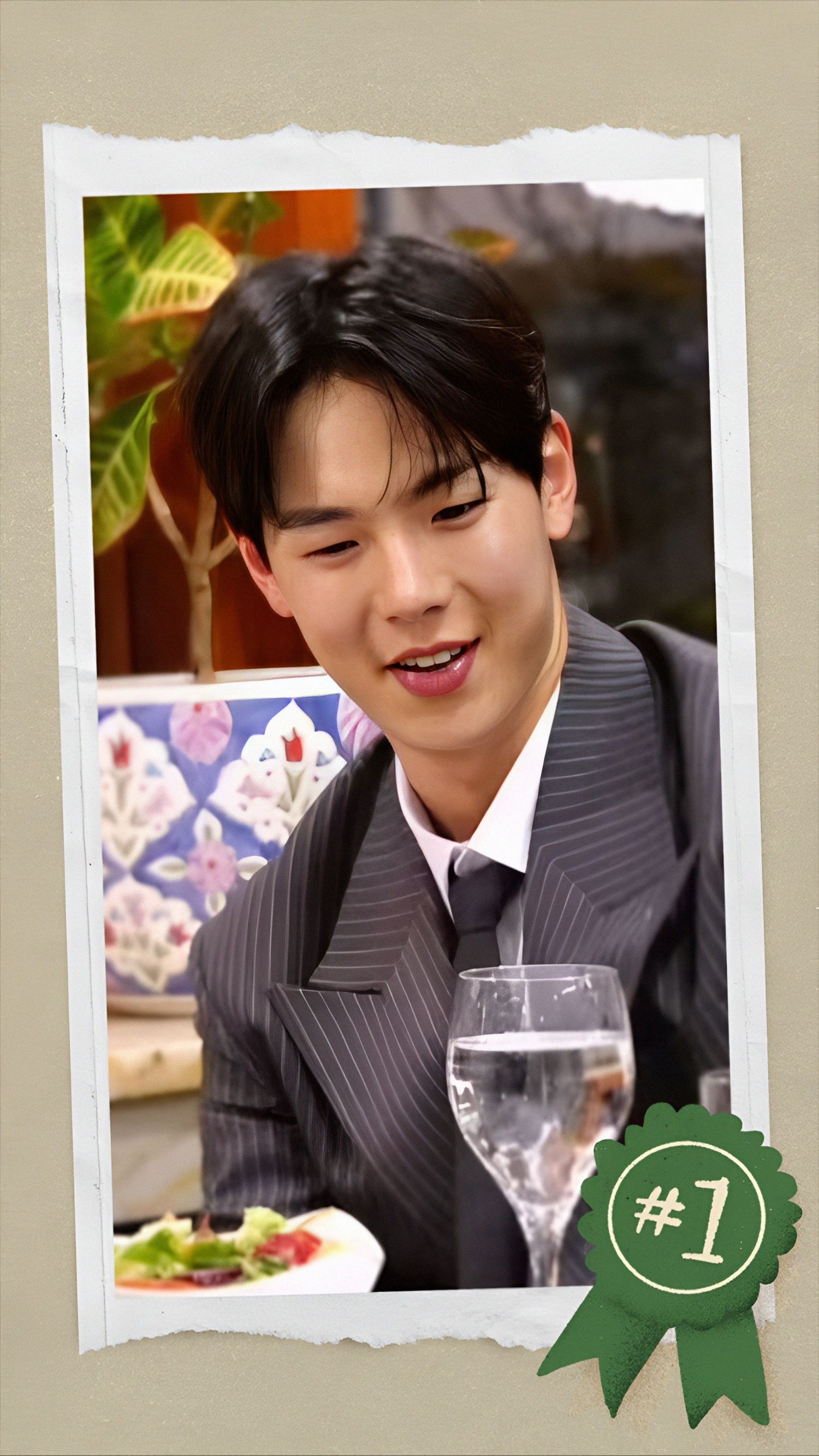 A moment captured by Shownu (MONSTA X)'s fan