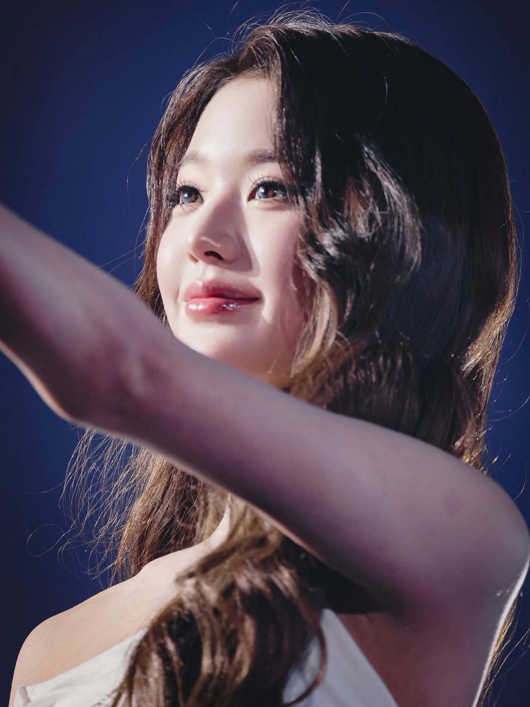 A moment captured by Jang Wonyoung (IVE)'s fan