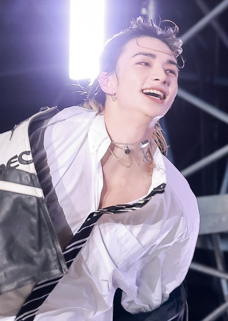 Behind-the-scenes cut of Hyunjin (Stray Kids)