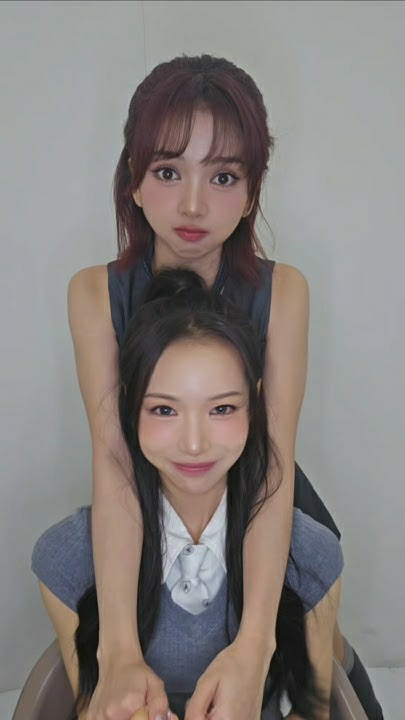 A moment captured by SECRET NUMBER's fan