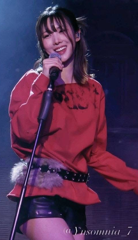 A moment captured by DREAMCATCHER's fan