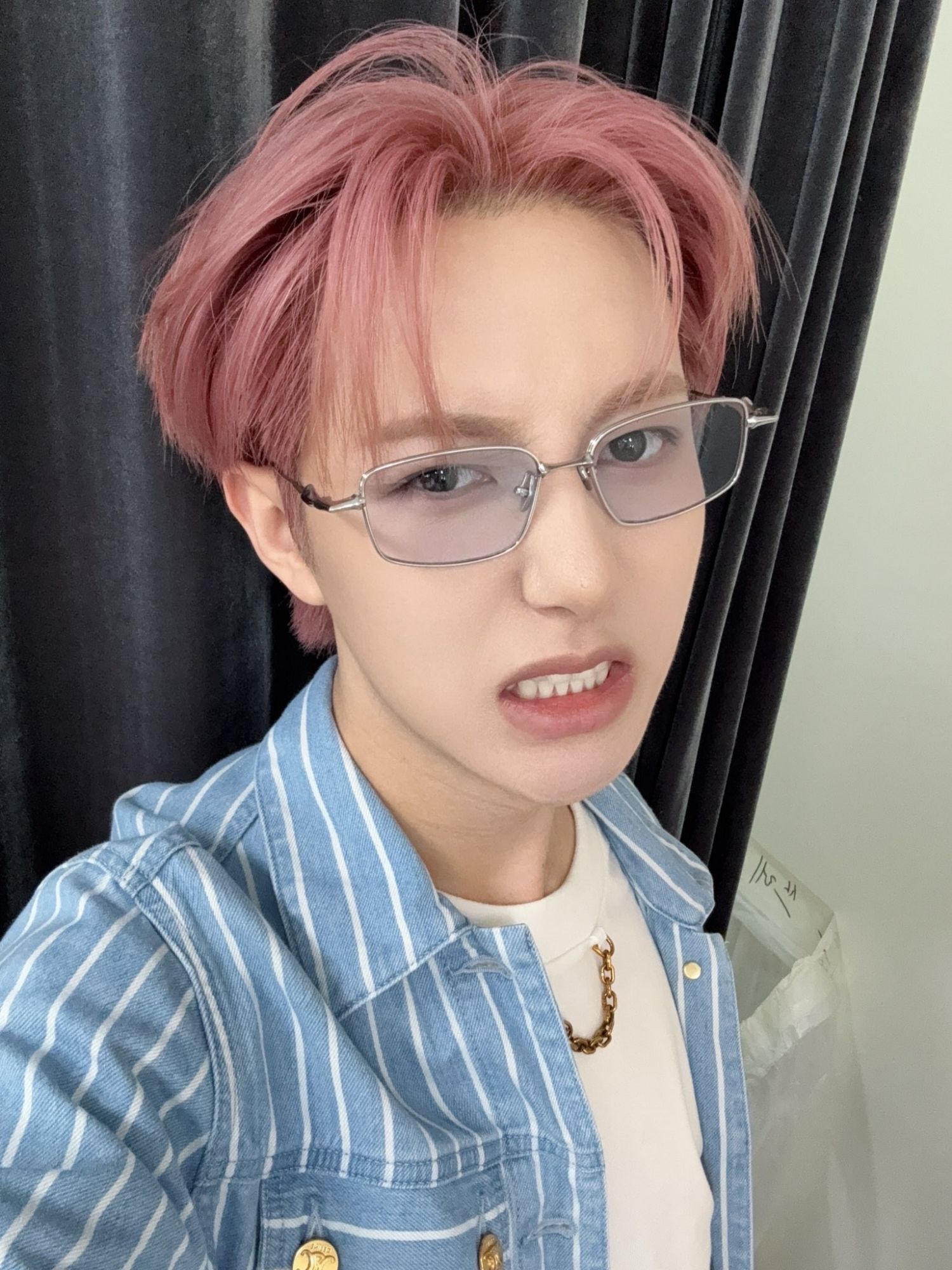 A moment captured by Renjun (NCT DREAM)'s fan