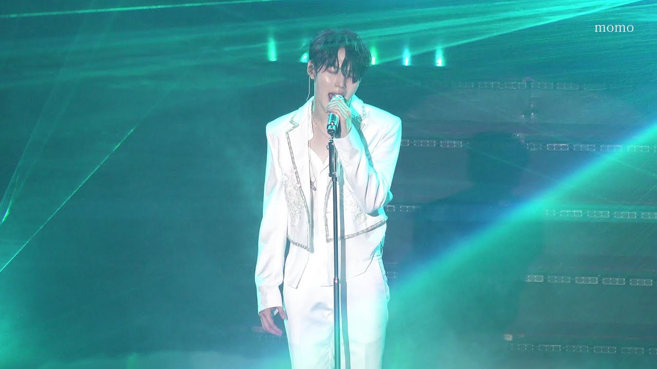 Recent activity shot of Ha Sungwoon