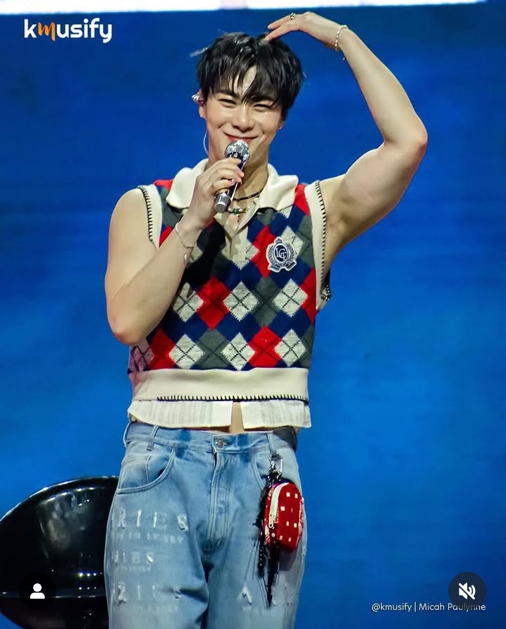 Recent activity shot of Moonbin (ASTRO)