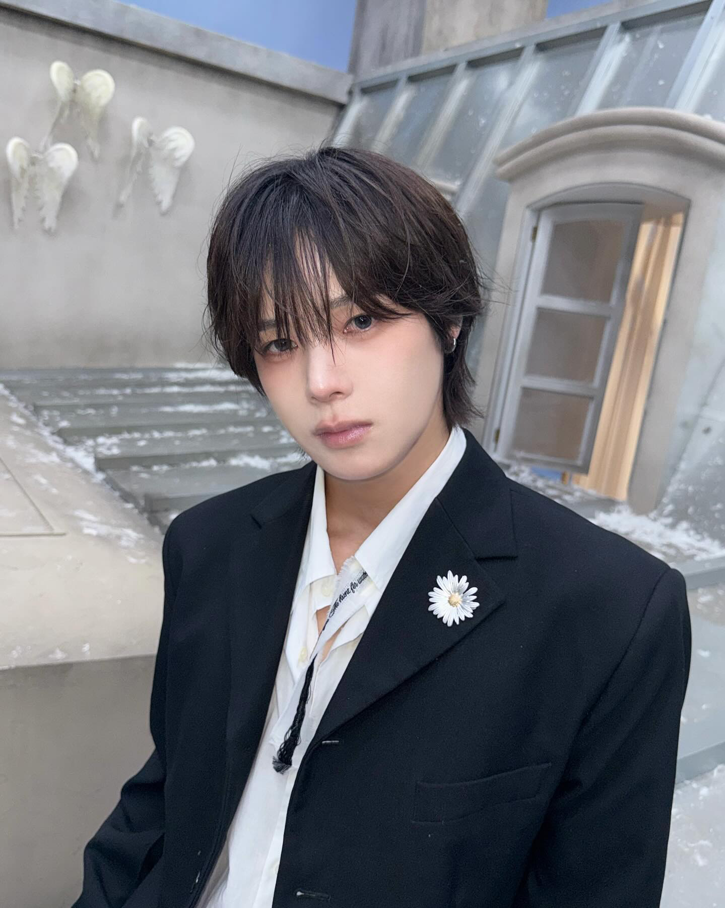 Behind-the-scenes cut of K (&TEAM)