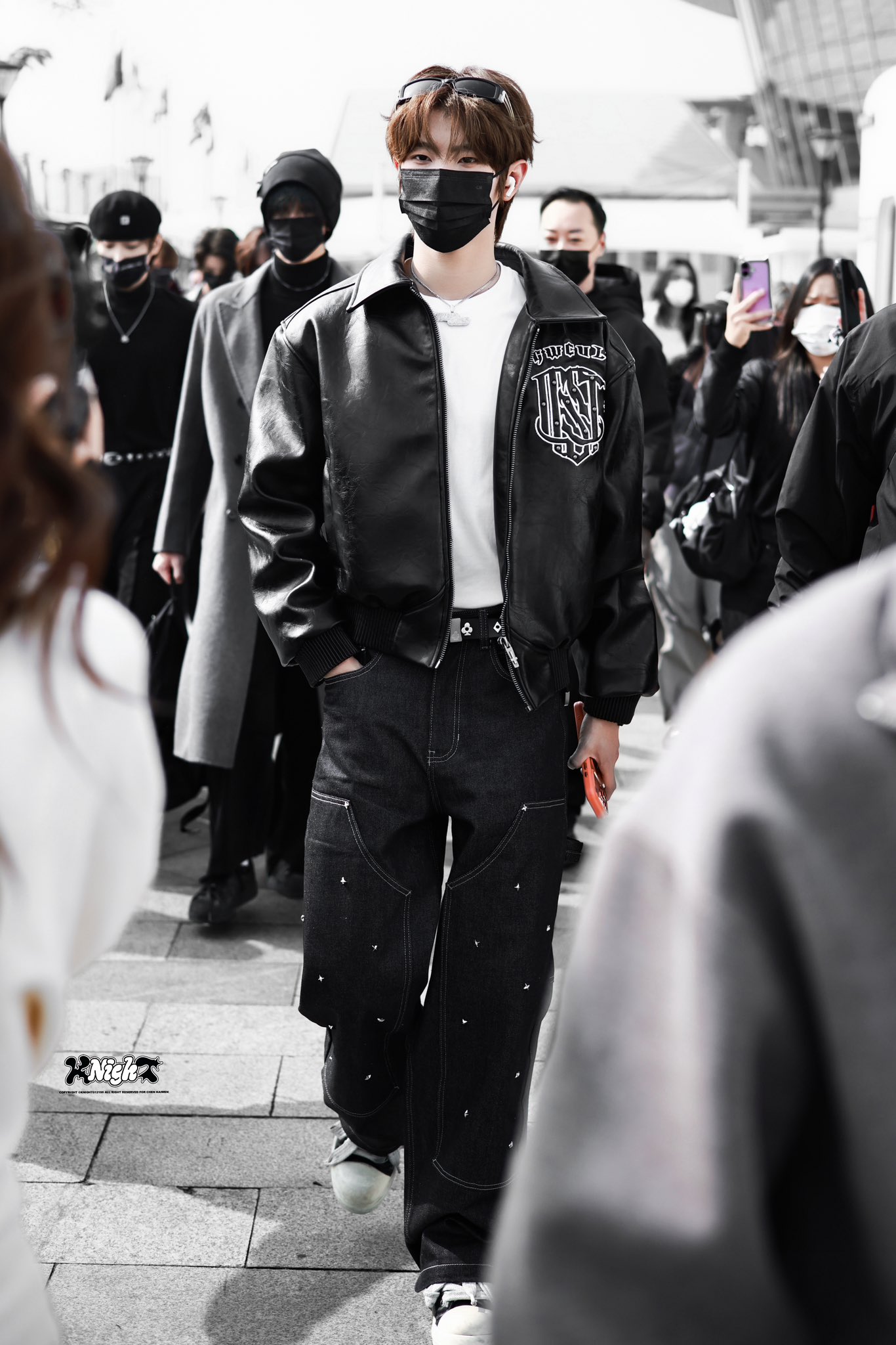 Behind-the-scenes cut of Chen Kaiwen