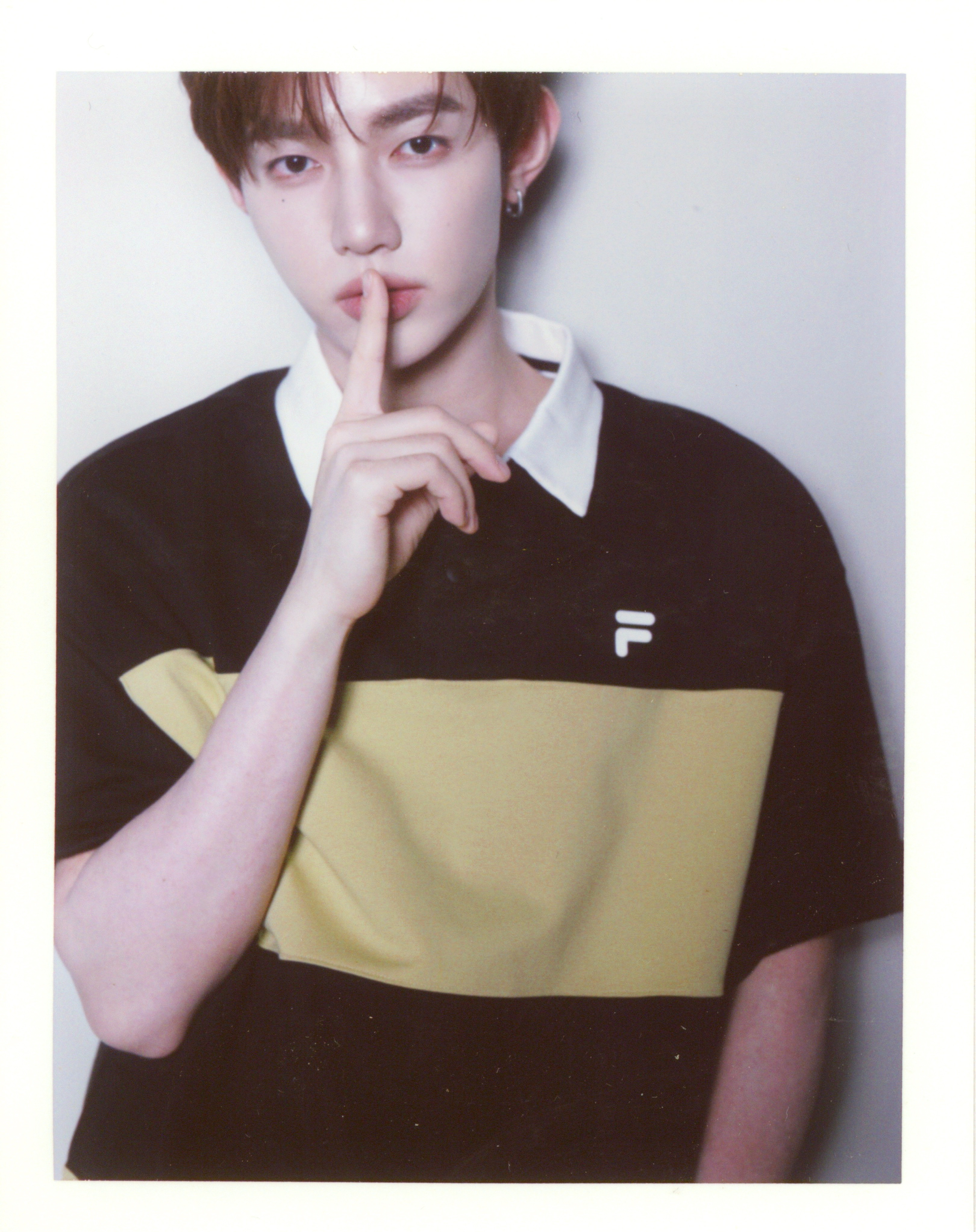 Behind-the-scenes cut of Zhang Hao (ZEROBASEONE)