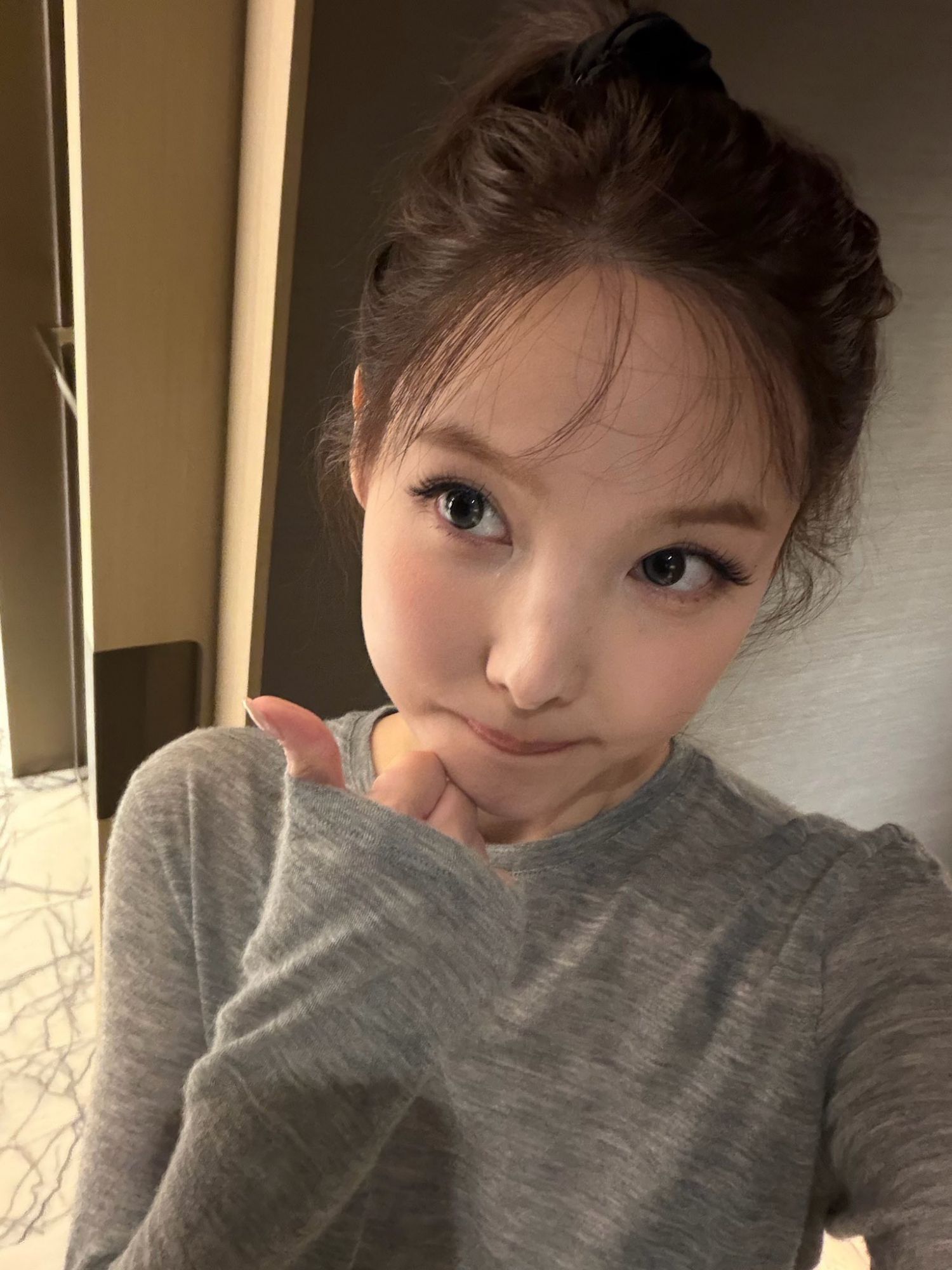 A moment captured by Nayeon (TWICE)'s fan