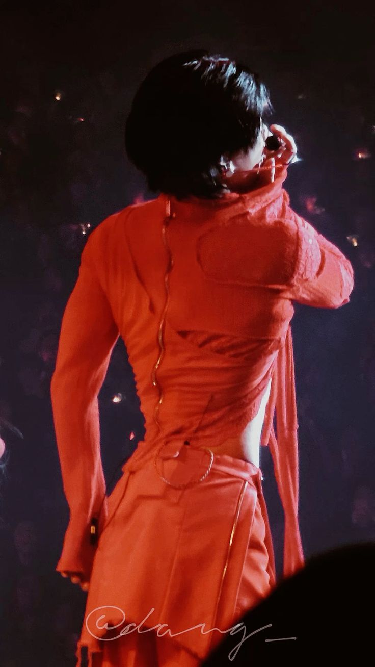 Today's most popular wallpaper in the Taemin (SHINee) community