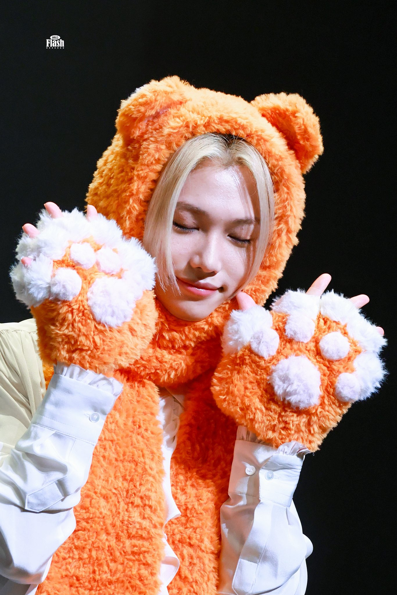 Behind-the-scenes cut of Felix (Stray Kids)