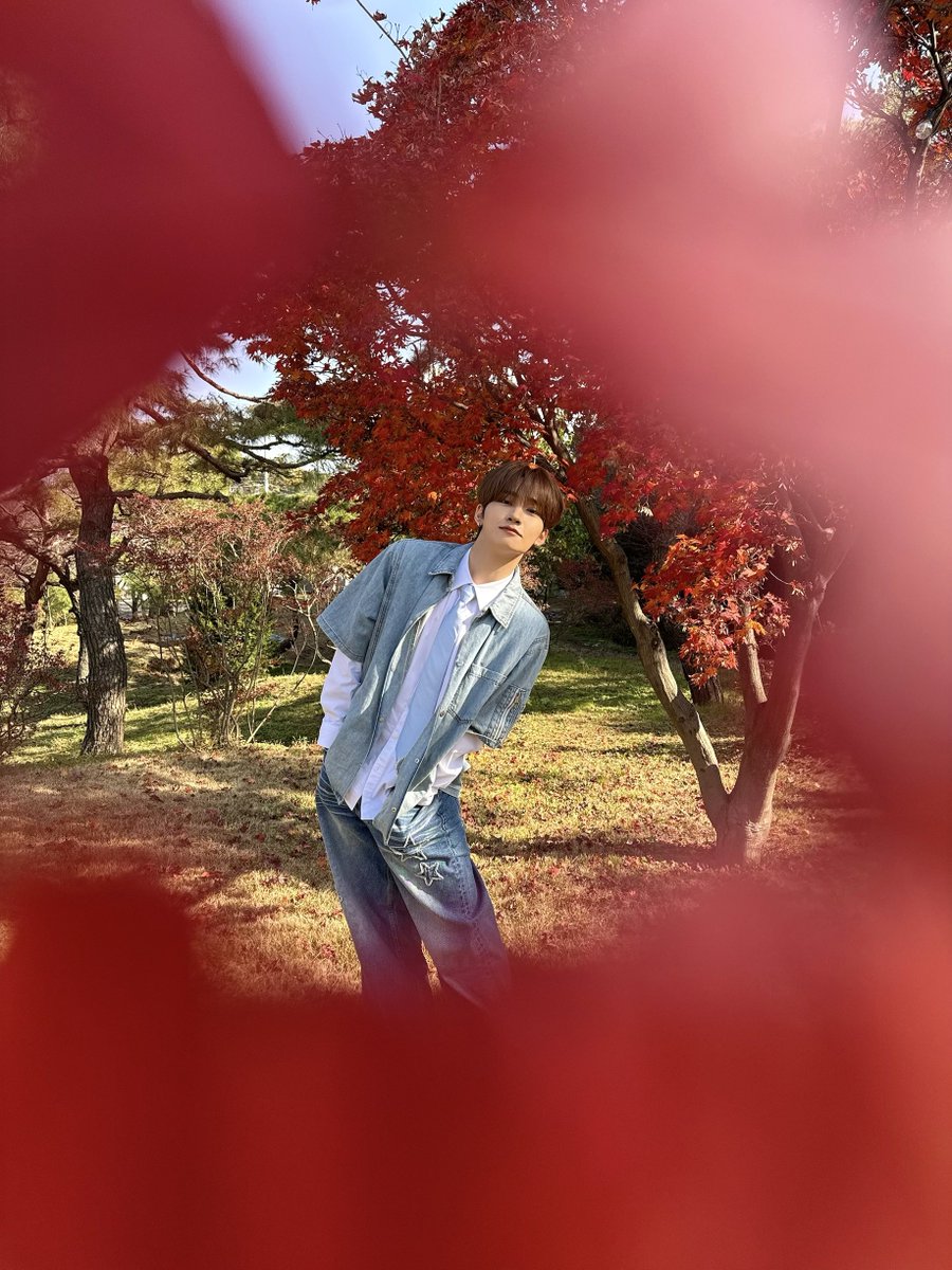 A moment captured by EPEX's fan