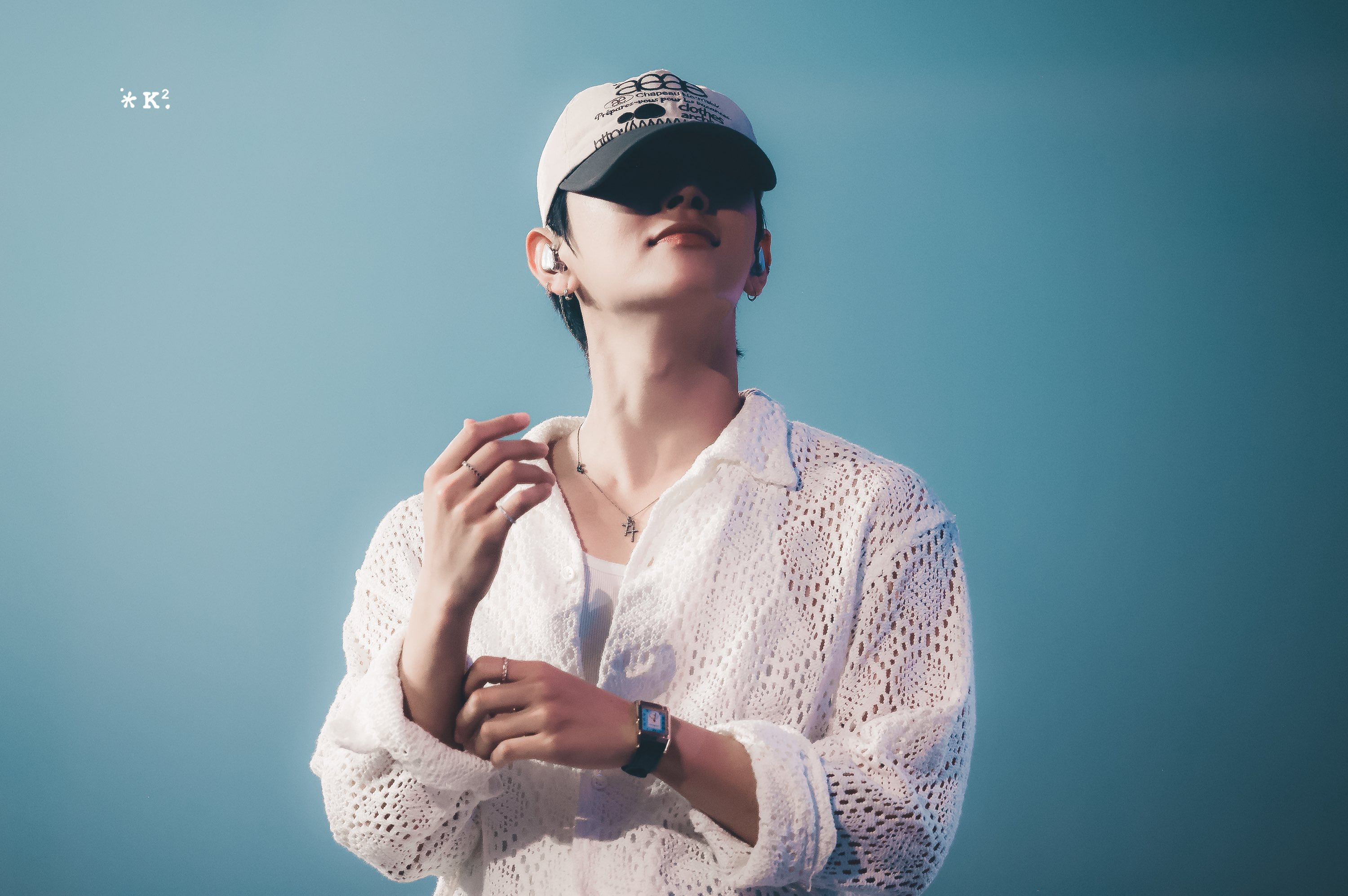 Behind-the-scenes cut of Joshua (SEVENTEEN)