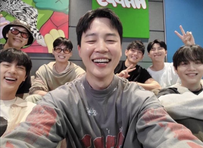 Behind-the-scenes cut of BTS