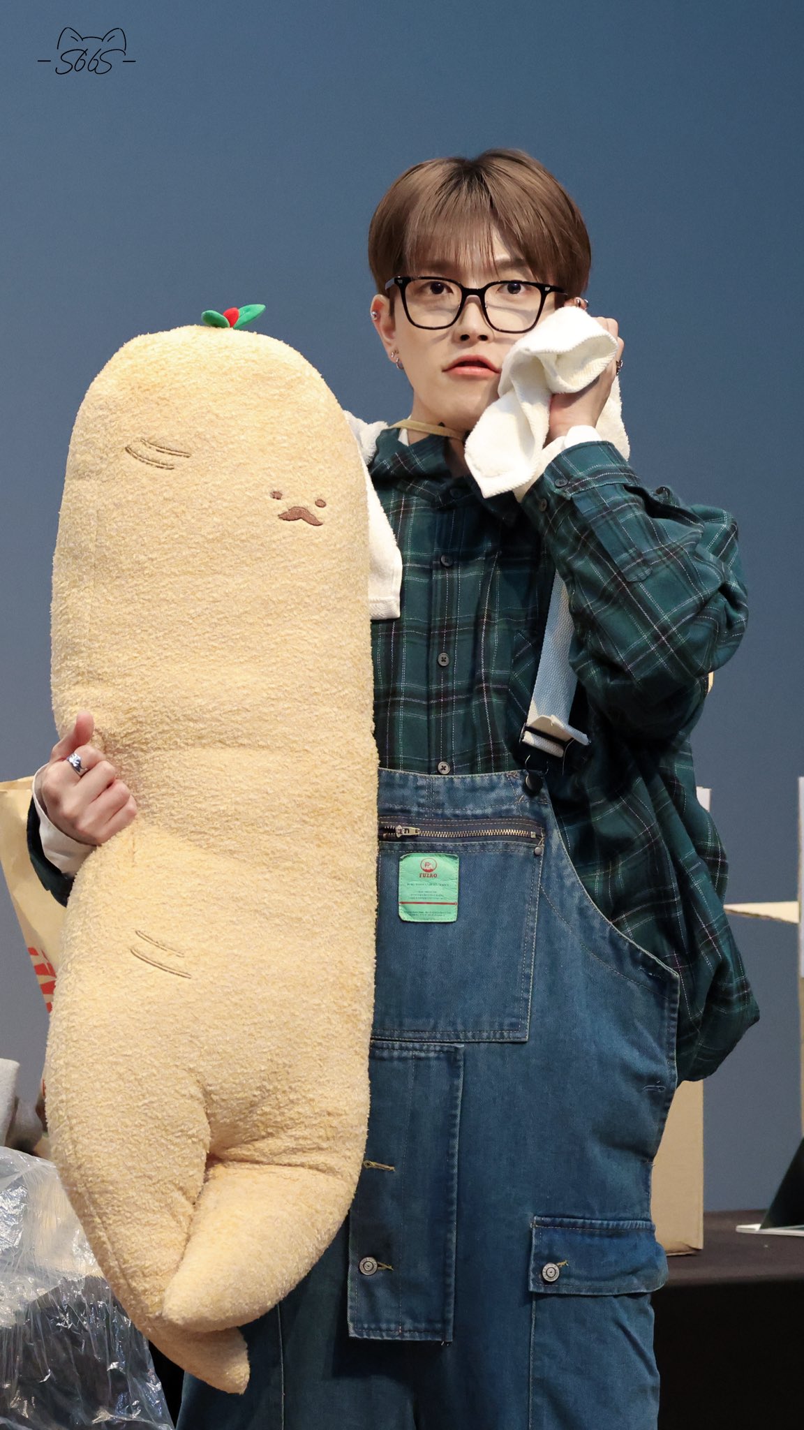 Behind-the-scenes cut of Hongjoong (ATEEZ)