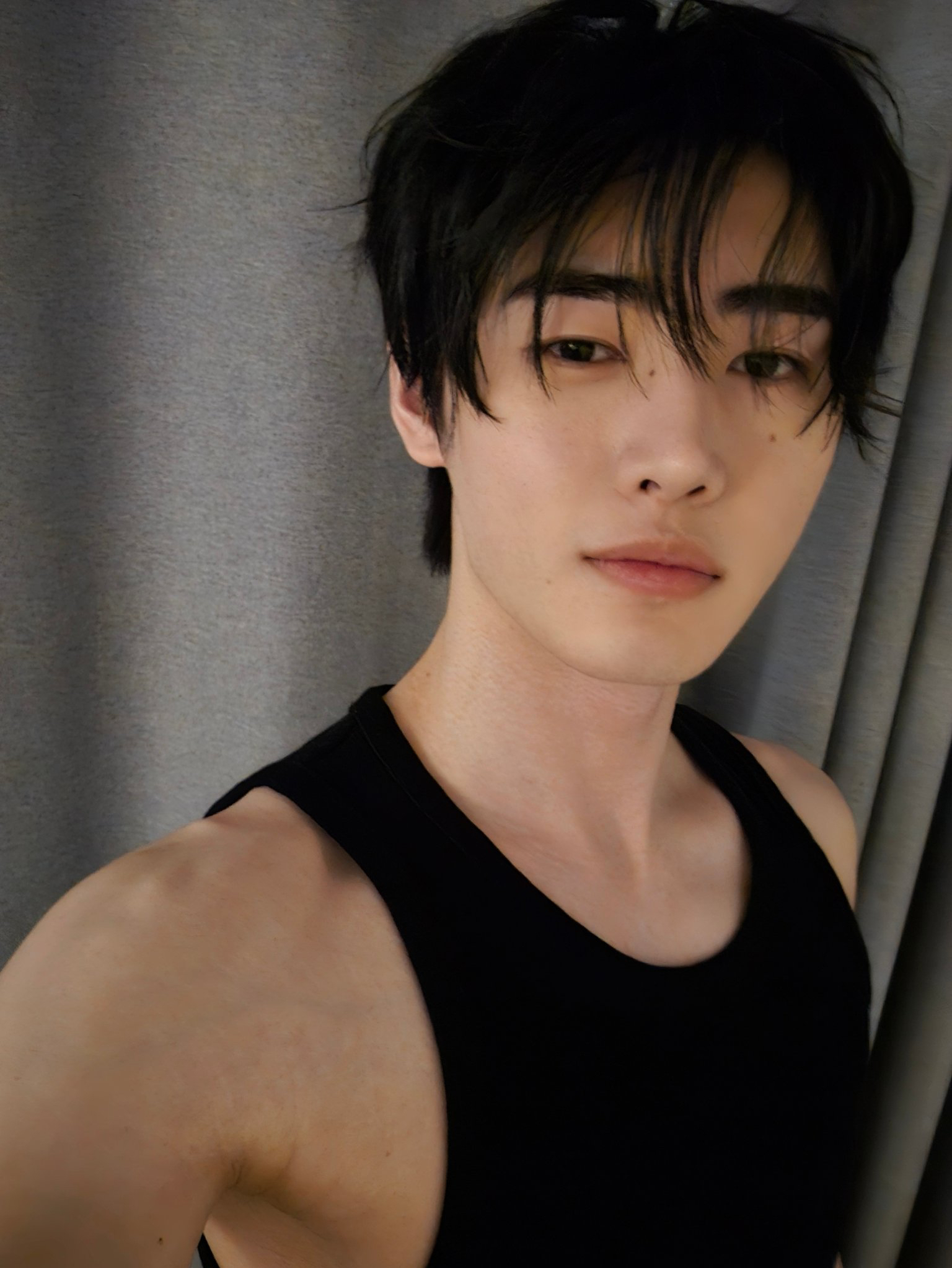 Latest photo of Sunghoon (ENHYPEN)
