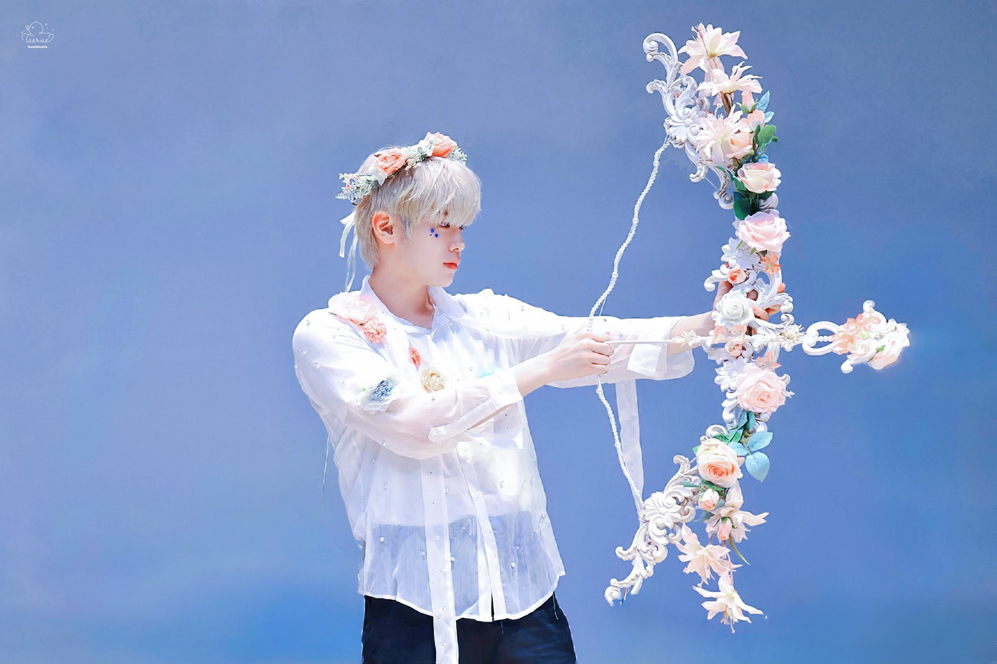 A moment captured by Kim Taerae (ZEROBASEONE)'s fan
