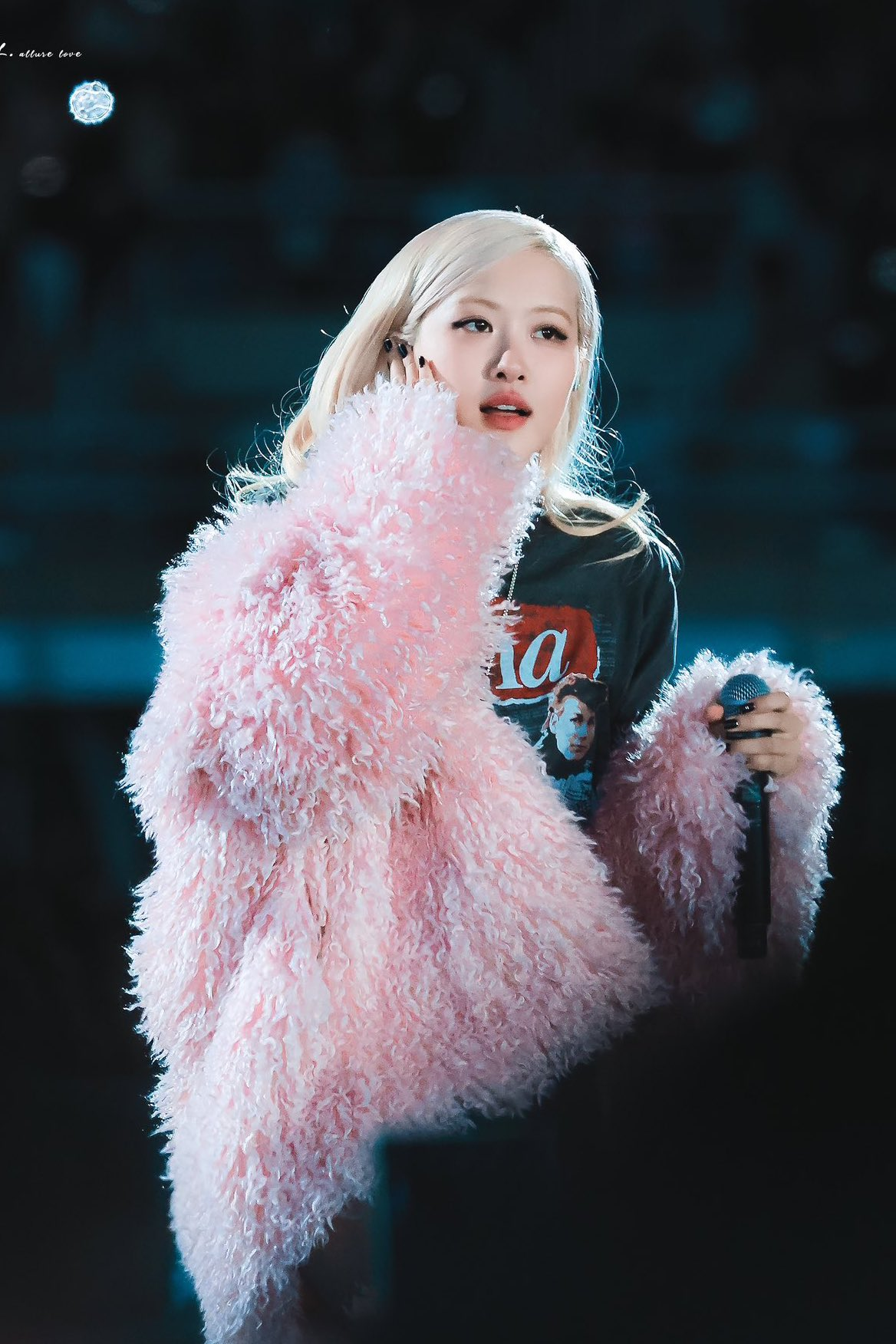 Recent activity shot of ROSÉ (BLACKPINK)