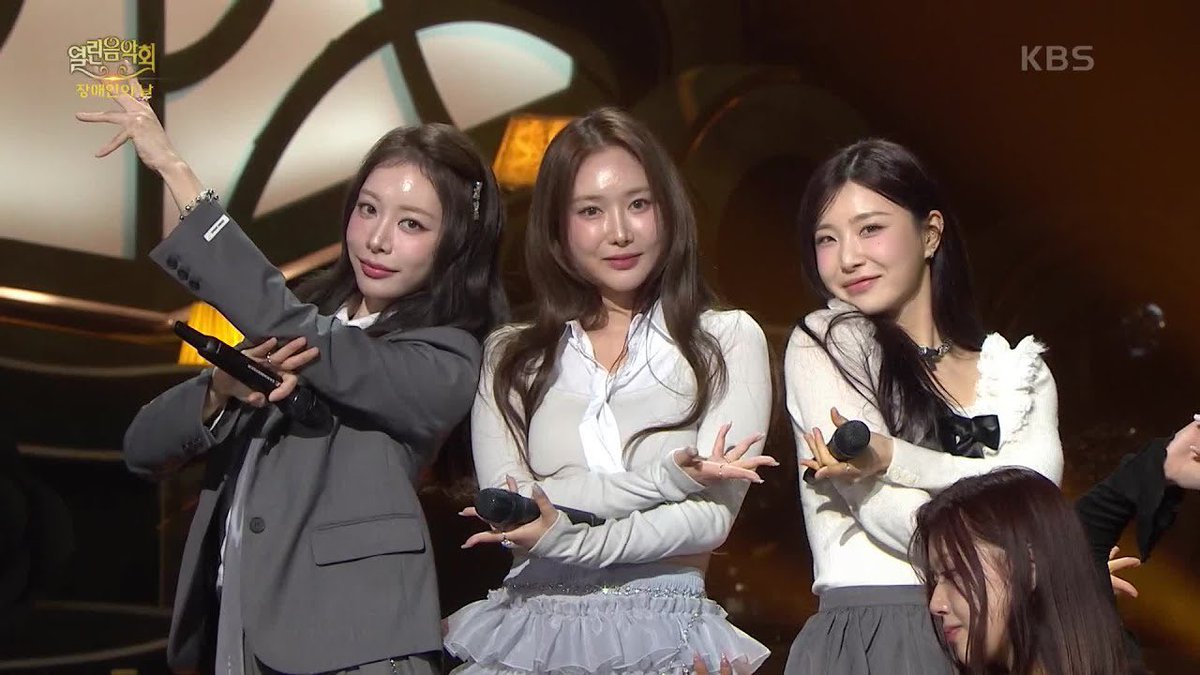 A moment captured by BBGIRLS's fan
