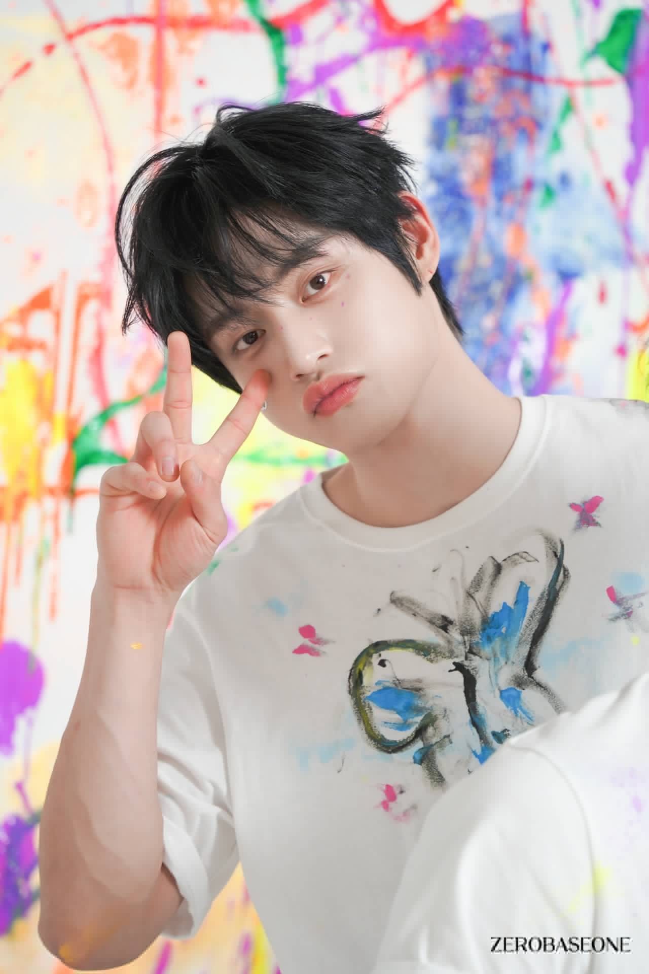 Recent activity shot of Kim Jiwoong (ZEROBASEONE)