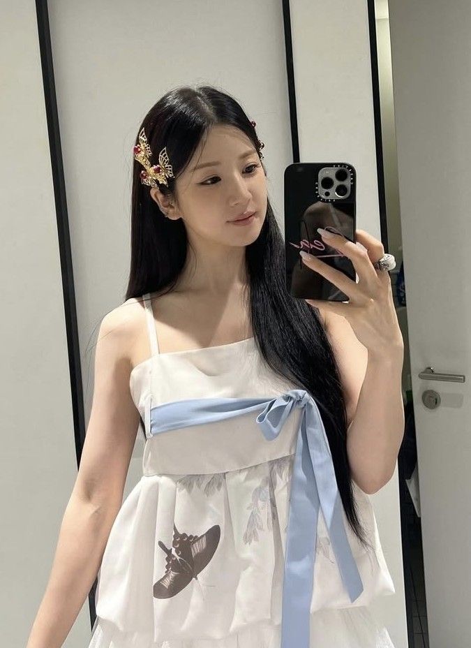 パク・チョロン (Apink)の最近の活動写真