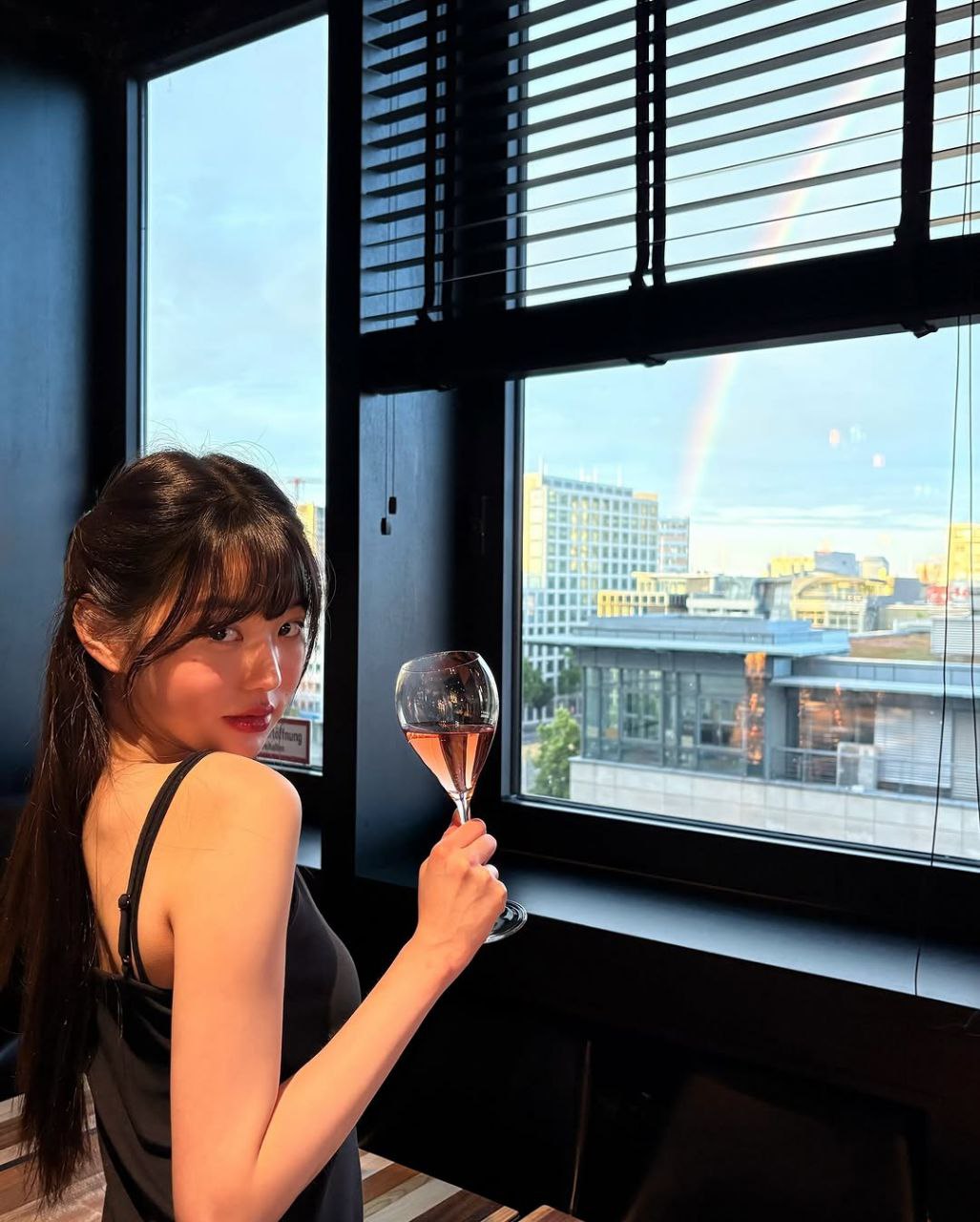 Behind-the-scenes cut of Jang Wonyoung (IVE)