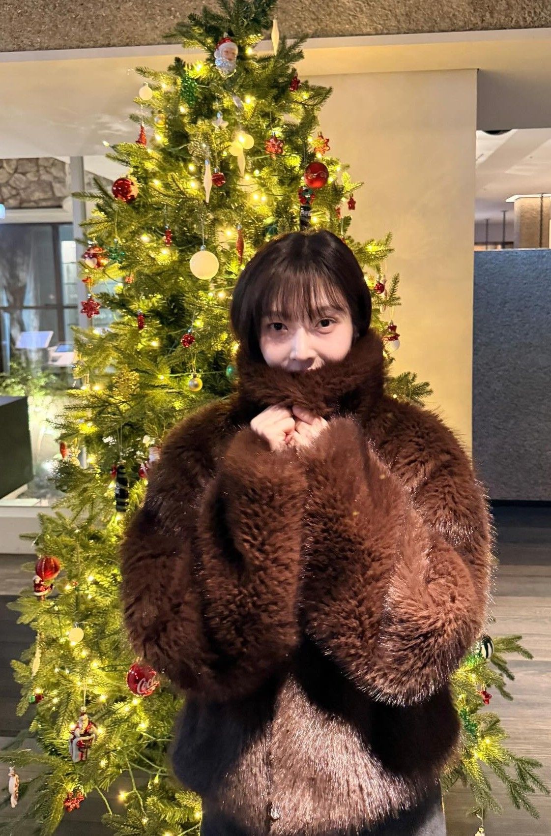 Recent activity shot of Joy (Red Velvet)