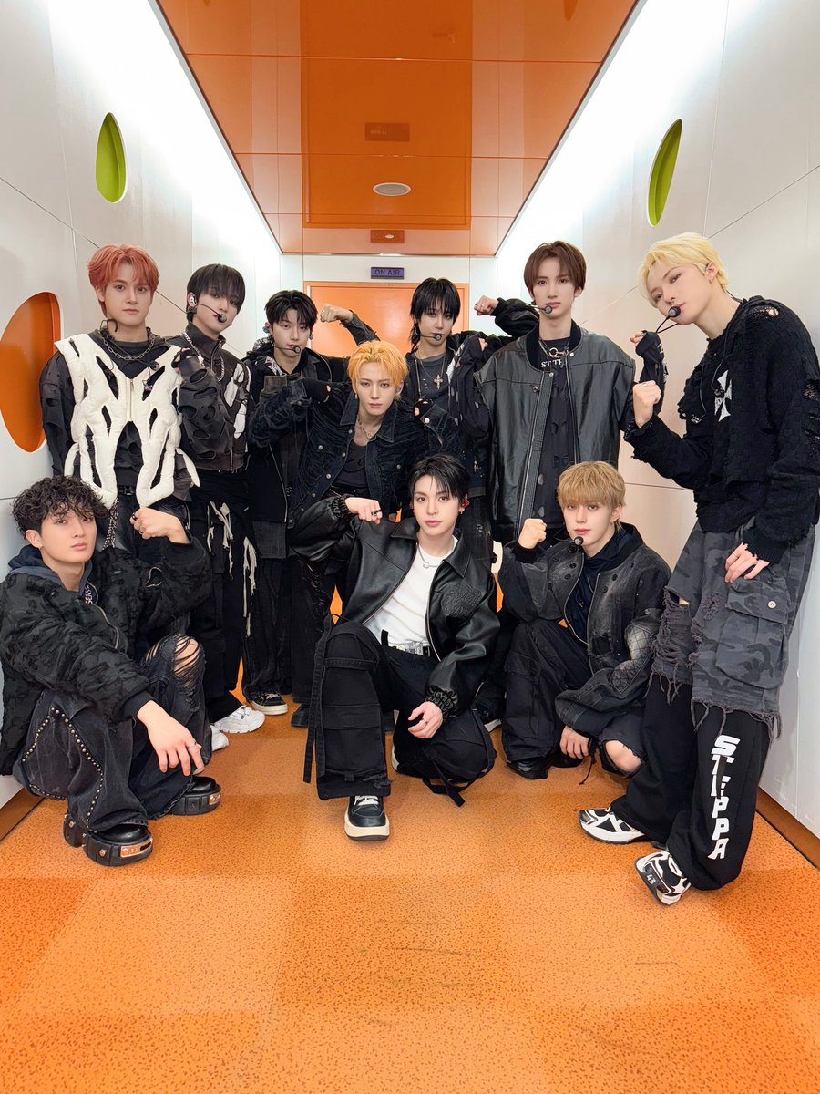 A moment captured by Xikers's fan