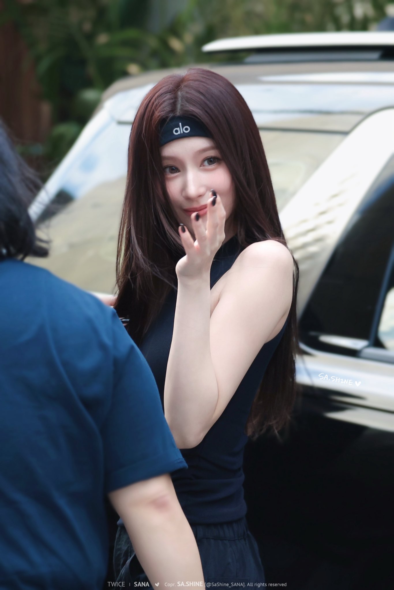 Latest photo of Sana (TWICE)