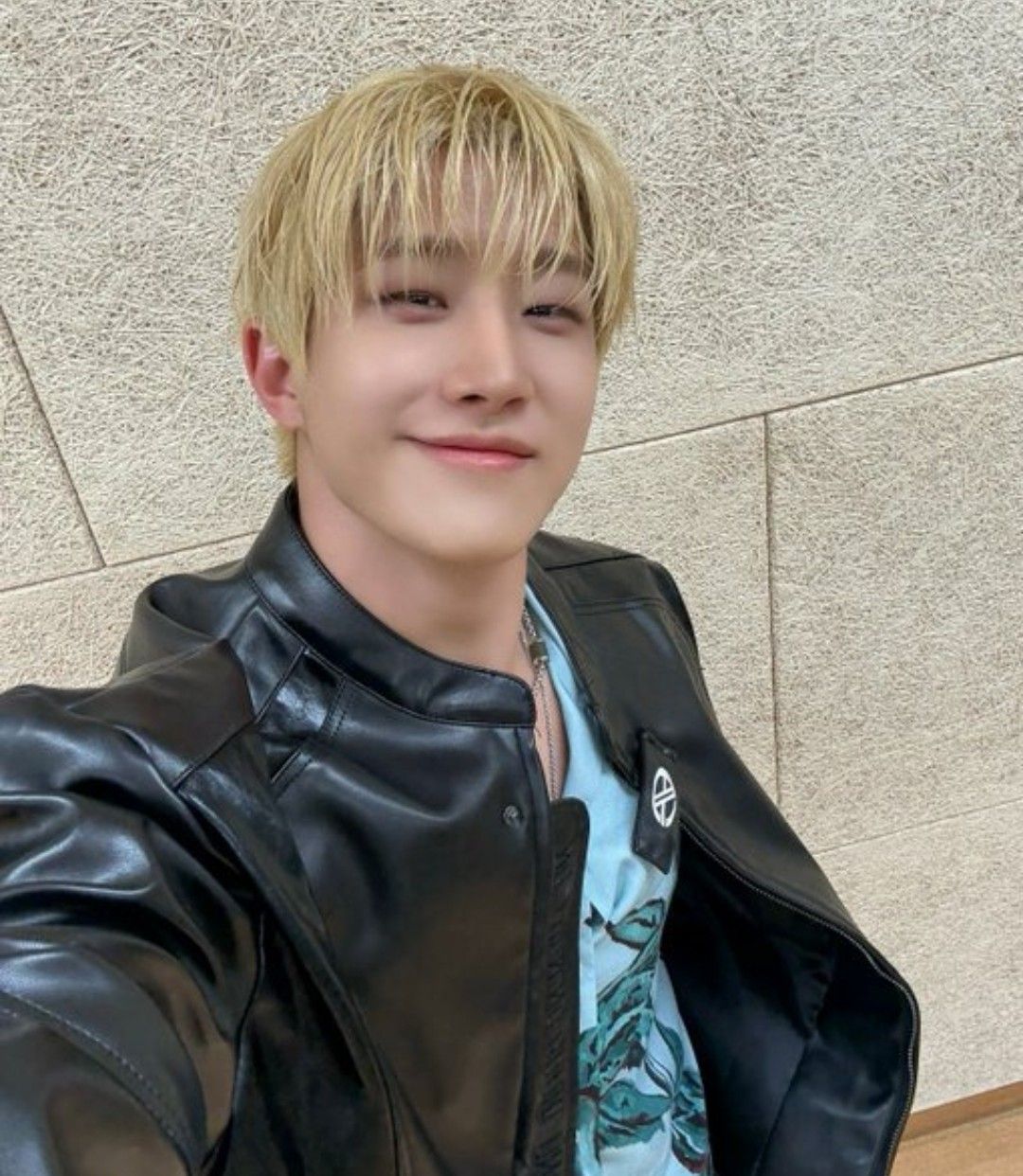 Jinjin (ASTRO)粉丝拍下的瞬间
