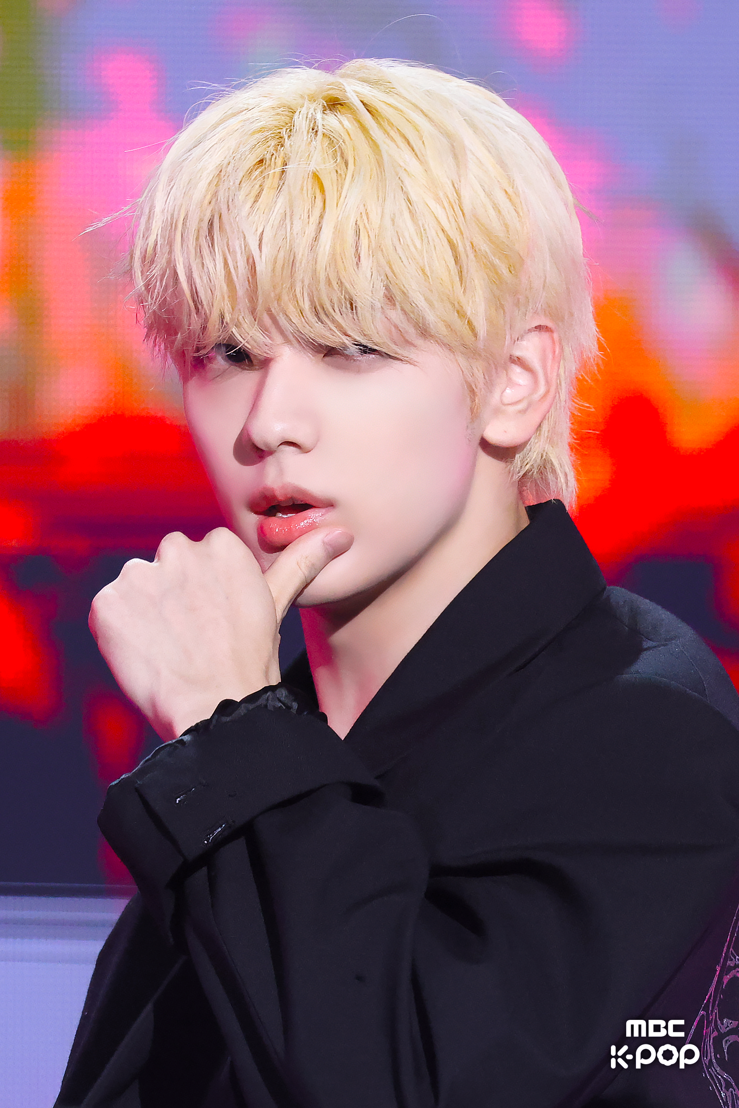 Latest photo of Soobin (TOMORROW X TOGETHER)