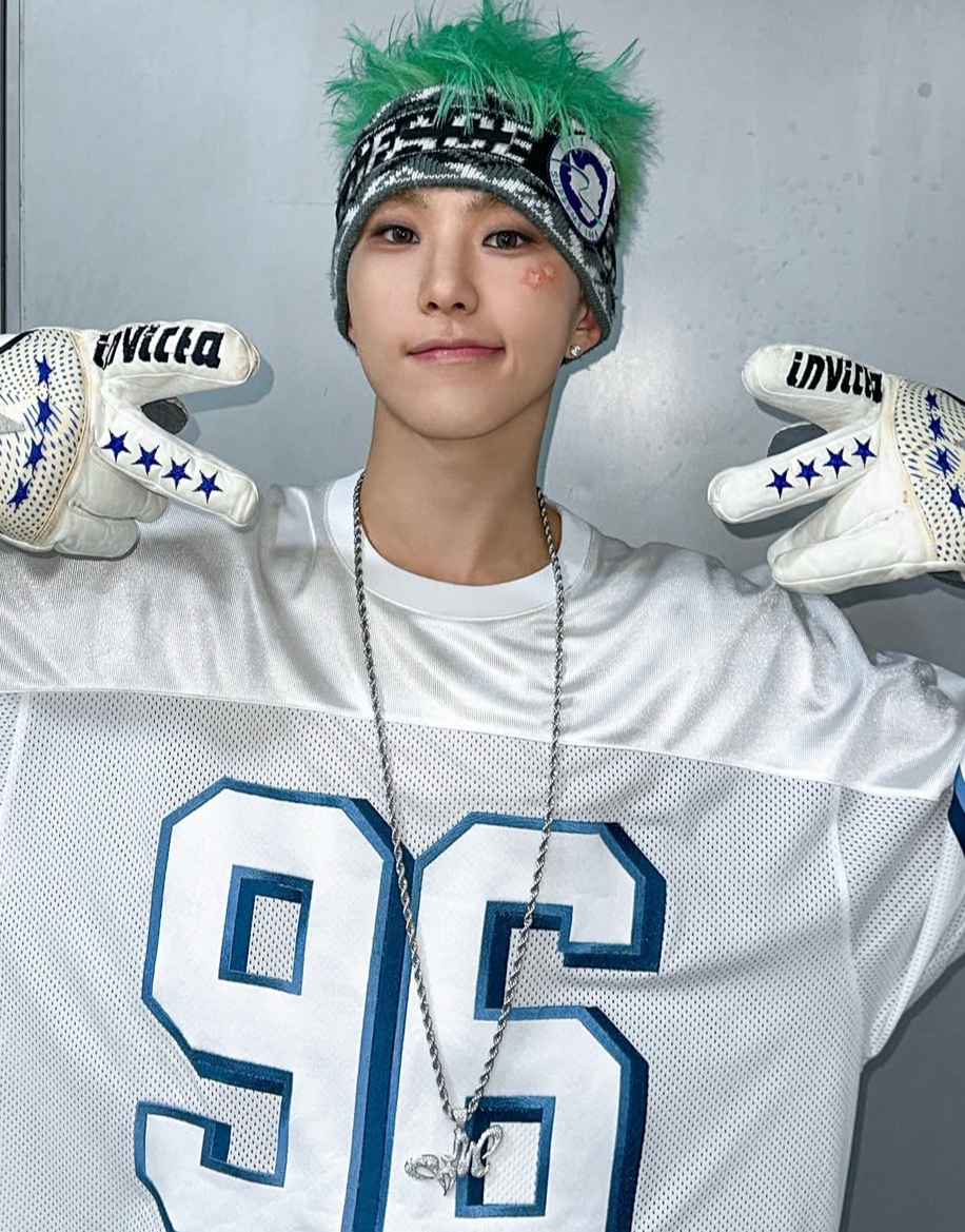 Recent activity shot of Hoshi (SEVENTEEN)