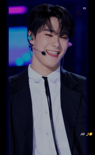 Recent activity shot of Moonbin (ASTRO)