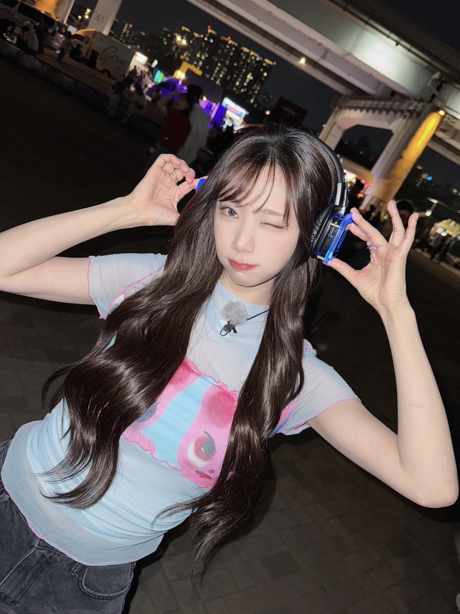 A moment captured by WJSN's fan