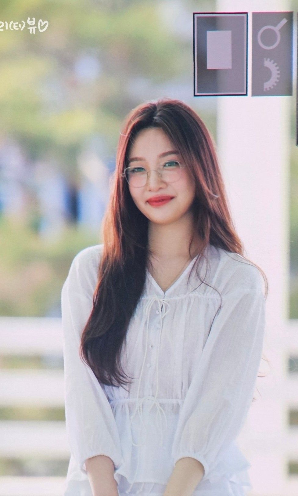 Latest photo of Joy (Red Velvet)