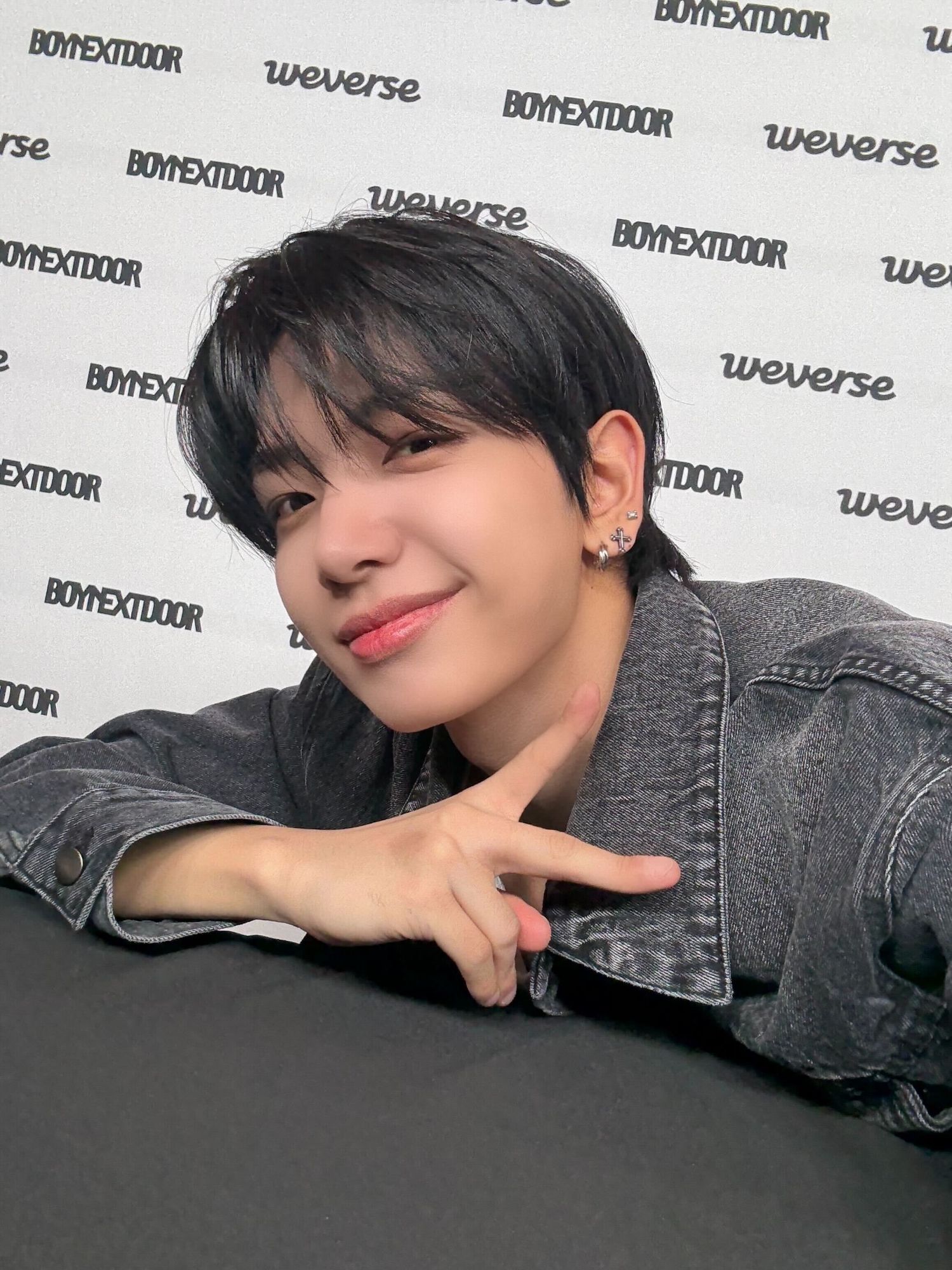 A moment captured by Myeong Jaehyun (BOYNEXTDOOR)'s fan