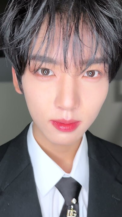 A moment captured by Han Yujin (ZEROBASEONE)'s fan