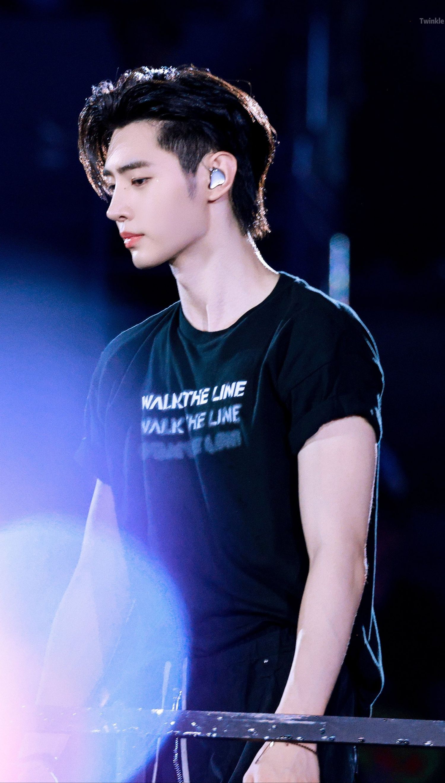 Today's most popular wallpaper in the Sunghoon (ENHYPEN) community