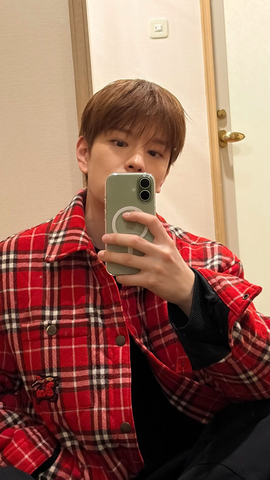 Behind-the-scenes cut of Seungmin (Stray Kids)