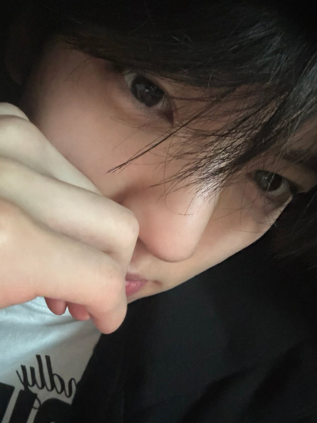 Behind-the-scenes cut of Han Yujin (ZEROBASEONE)