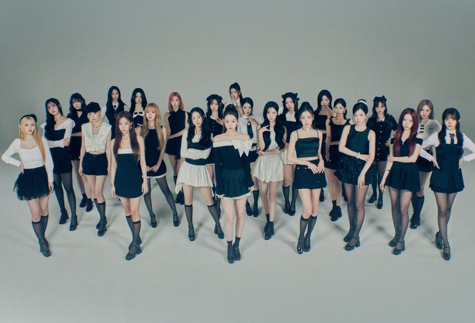 Latest photo of tripleS